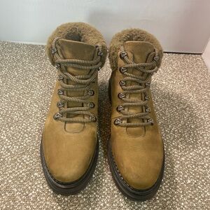 M.Gemi Alpi Nubuck  Tan Lace-Up Boots. Made in Italy 40 Women’s US 9-9.5 .